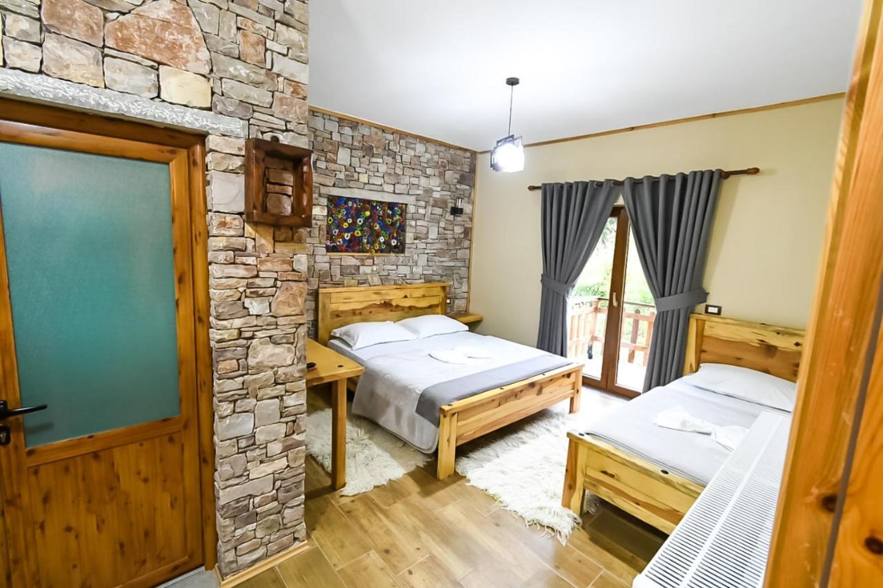 VoskopojëBujtina Shkodrani住宿加早餐旅馆 外观 照片